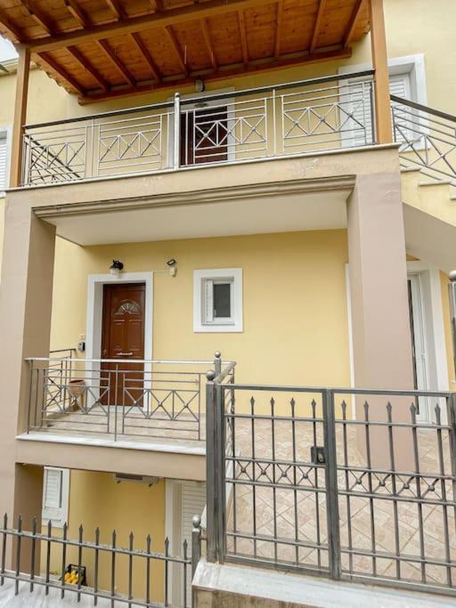 Afroditi'S Apartment Superb View Гитион Экстерьер фото